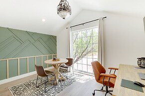 Orangeville Vacation Rental w/ On-site Creek!