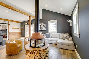 Orangeville Vacation Rental w/ On-site Creek!