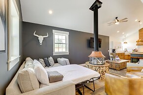 Orangeville Vacation Rental w/ On-site Creek!