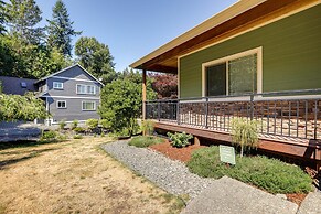 Modern Bellingham Retreat Near Galbraith Mountain!
