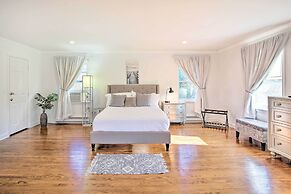 Elegant Connecticut Home: Fireplaces, Pet Friendly