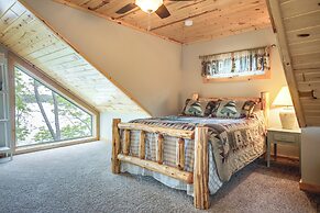 Lakefront Wisconsin Cabin: Dock, Walk to Beach!