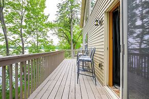 Lakefront Wisconsin Cabin: Dock, Walk to Beach!