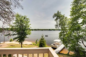 Lakefront Wisconsin Getaway w/ Kayak + Boat Dock!