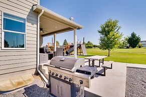 Kid-friendly Pasco Farmhouse w/ Playset, Game Room