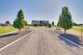 Kid-friendly Pasco Farmhouse w/ Playset, Game Room