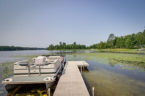 White Swan Lake Home Near Hiking & Snowmobiling!