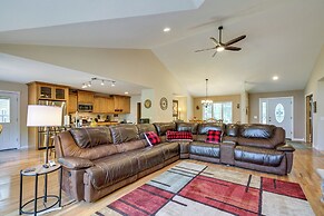 White Swan Lake Home Near Hiking & Snowmobiling!