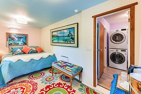 Fort Bragg 'secret Garden' Cabin w/ Hot Tub, Views