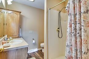 Tonawanda Vacation Rental ~ 13 Mi to Niagara Falls