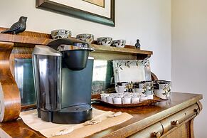 Countryside Home in Wooster w/ Patio & Fire Pit