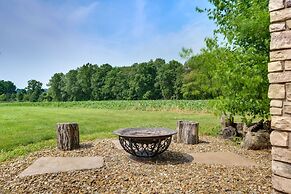 Countryside Home in Wooster w/ Patio & Fire Pit