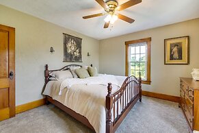 Countryside Home in Wooster w/ Patio & Fire Pit