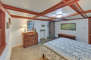 1 Mi to Lake Superior: Cottage w/ Sauna & Rec Room