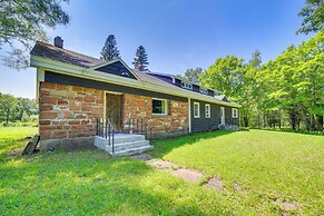 1 Mi to Lake Superior: Cottage w/ Sauna & Rec Room