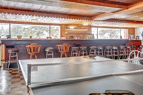 1 Mi to Lake Superior: Cottage w/ Sauna & Rec Room