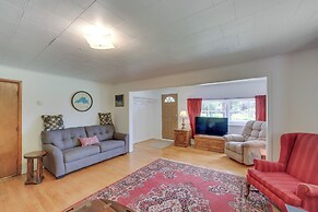 1 Mi to Lake Superior: Cottage w/ Sauna & Rec Room