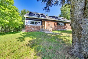 1 Mi to Lake Superior: Cottage w/ Sauna & Rec Room