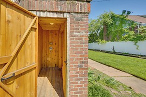 Lovely Apartment in Long Beach: 3 Blocks to Ocean!