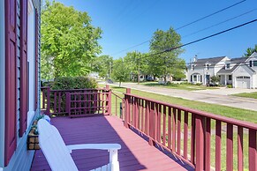 Vermilion Home - Walk to Main Street Beach!