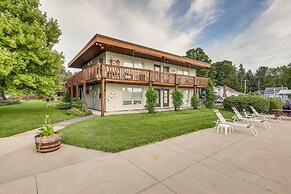 Canandaigua Lake Romantic Getaway w/ Boat Slip!