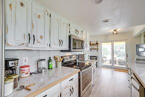 Tranquil Edgewood Retreat With Patio & Grill!