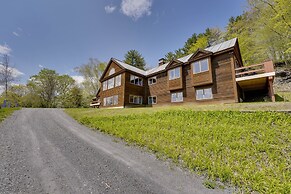 Luxury Vermont Vacation Rental: Private Hot Tub!
