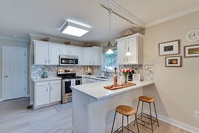 Lakefront Lexington Vacation Rental w/ Dock!
