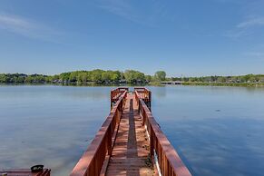 Pet-friendly Lexington Vacation Rental on Lake!