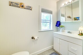 Enchanted Lake Huron Cottage w/ Beach Access!