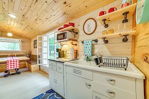 Enchanted Lake Huron Cottage w/ Beach Access!