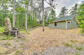 Enchanted Lake Huron Cottage w/ Beach Access!