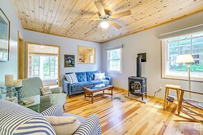 Enchanted Lake Huron Cottage w/ Beach Access!