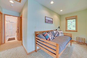 Waterfront Lake Huron Getaway w/ Private Beach!