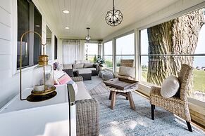 Waterfront Lake Poinsett Retreat w/ Fire Pit!