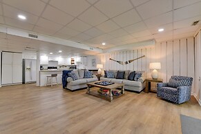 Spacious Lake Norman Retreat w/ Boat Ramp!