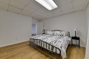 Spacious Lake Norman Retreat w/ Boat Ramp!