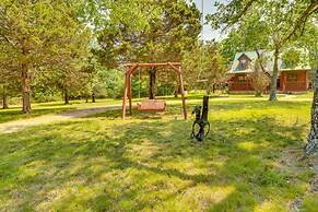 Secluded Oakland Cabin w/ Private Yard!