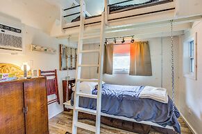 Lake Holbrook Waterfront Vacation Rental w/ Dock!