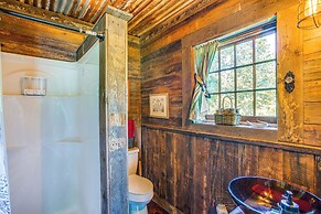 Lake Holbrook Waterfront Vacation Rental w/ Dock!