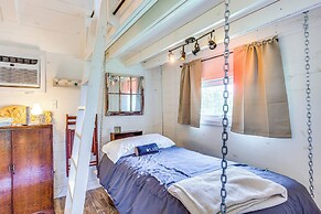 Lake Holbrook Waterfront Vacation Rental w/ Dock!