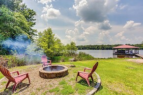 Lake Holbrook Waterfront Vacation Rental w/ Dock!