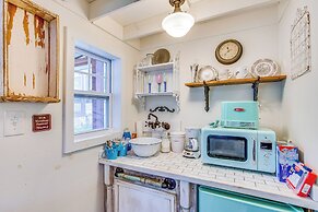 Lake Holbrook Waterfront Vacation Rental w/ Dock!