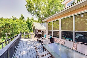 Lake Holbrook Waterfront Vacation Rental w/ Dock!