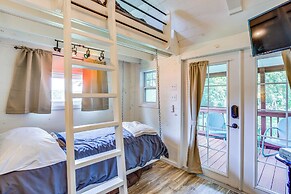 Lake Holbrook Waterfront Vacation Rental w/ Dock!