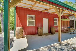 Lakefront Bull Shoals Cabin Rental: Pets Welcome!