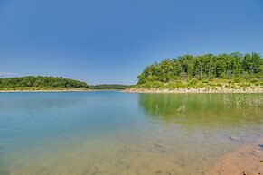 Lakefront Bull Shoals Cabin Rental: Pets Welcome!