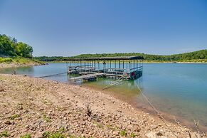 Lakefront Bull Shoals Cabin Rental: Pets Welcome!