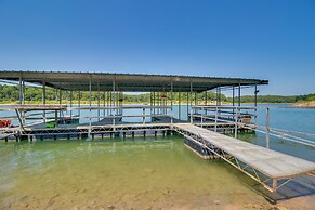 Lakefront Bull Shoals Cabin Rental: Pets Welcome!