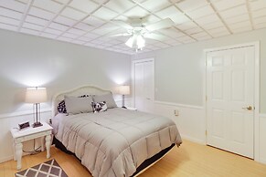 Hike, Fish & Explore: Spacious Yellville Retreat